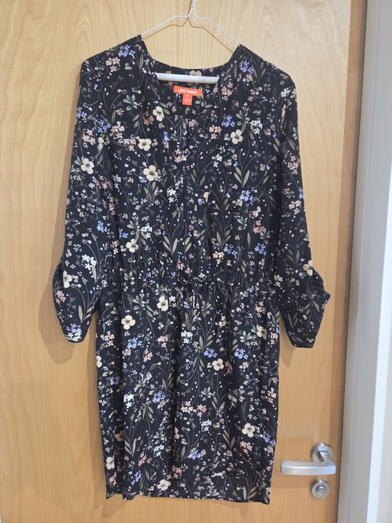 Joe Fresh Dresses & Skirts - Joe Fresh Black Floral V-Neck Long Sleeve Dress